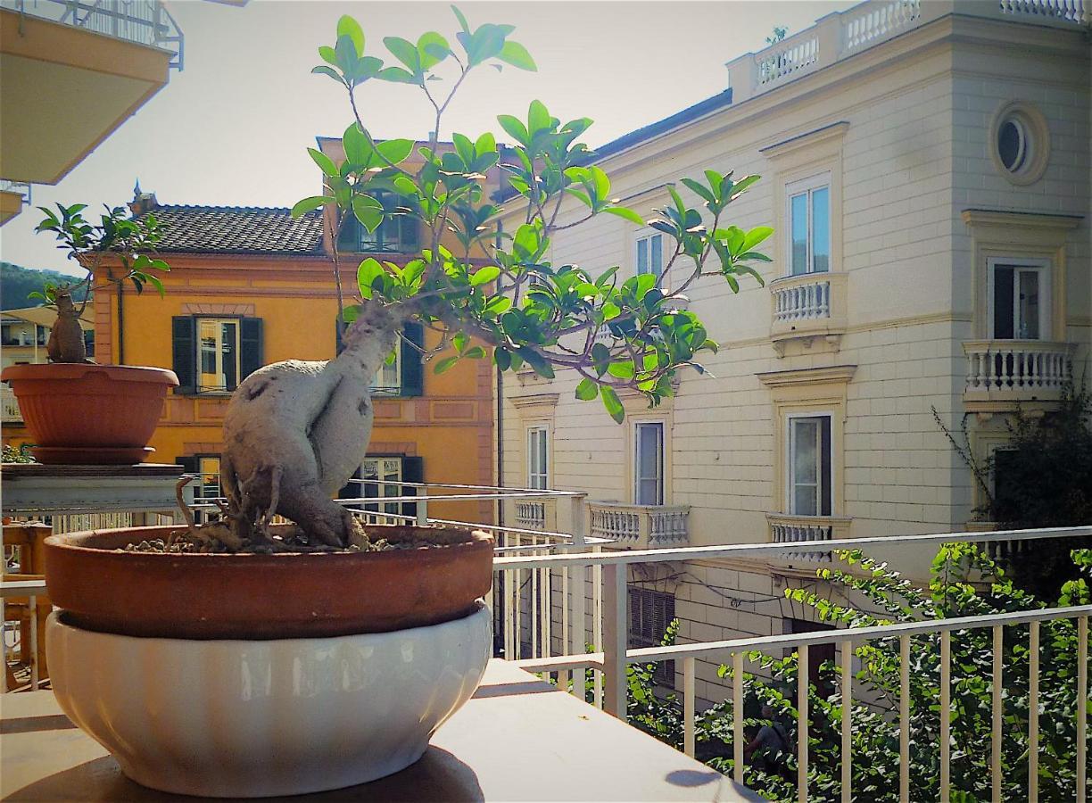 Angelina Suite B&B - Sorrento Centro Bagian luar foto