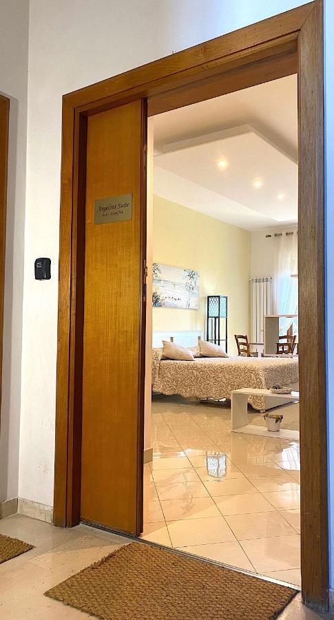 Angelina Suite B&B - Sorrento Centro Bagian luar foto