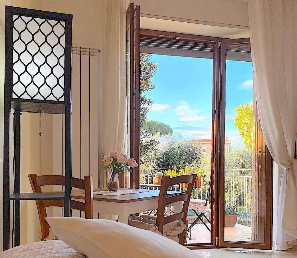 Angelina Suite B&B - Sorrento Centro Bagian luar foto