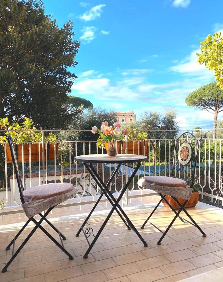 Angelina Suite B&B - Sorrento Centro Bagian luar foto
